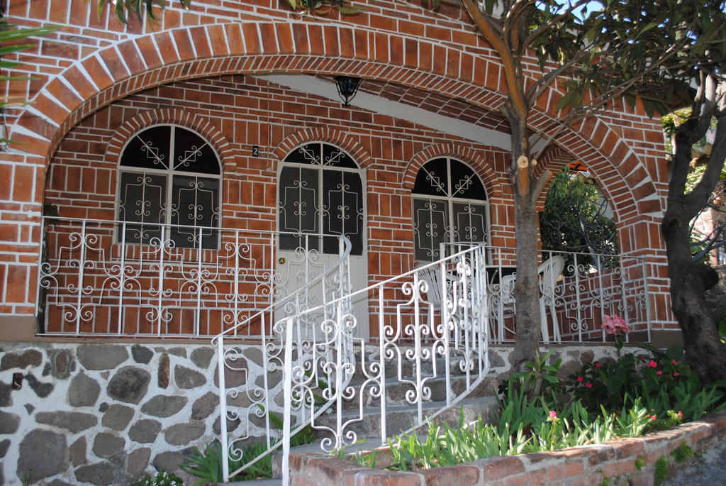 Mama Chuy Hotel & Villas San Juan Cosalá Exterior photo